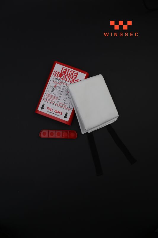 Approximately 0.5 To 1.5 Kg Emergency Fire Blanket Fire Blanket Suitable for Workplace Fire Safety and Emergency Response