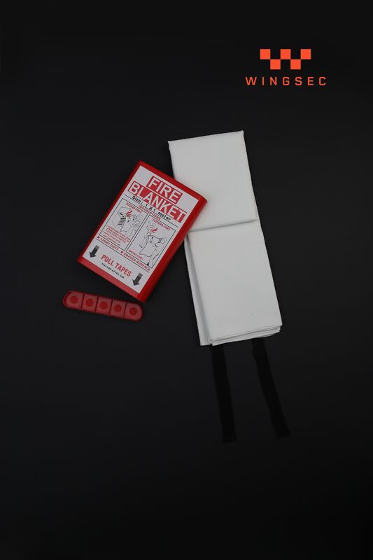 Approximately 0.5 To 1.5 Kg Kitemarked Fire Blanket Fire Emergency Blanket Designed for Quick Action and Fire Suppression