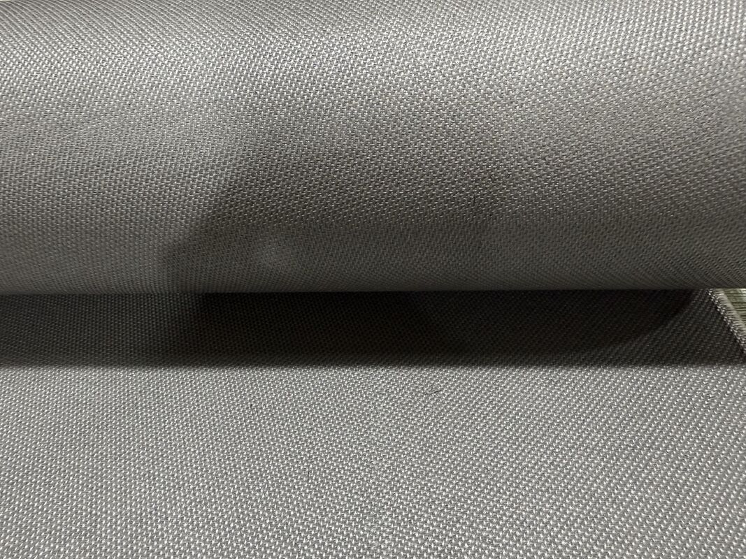 EN-13501 Certified 550°C Temperature Resistance Fire Curtain Fabric with 0.6mm Thickness for Fire and Smoke Protection